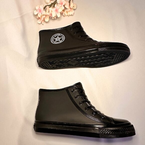 Black, Waterproof Sneakers NWOT - Picture 8 of 11